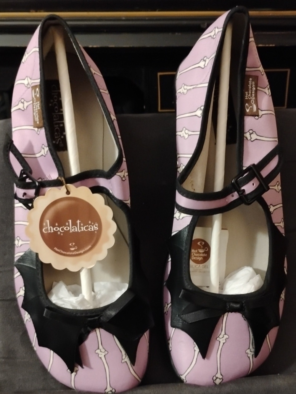 NWT Chocolaticas "Betty Bones" Mary Jane Flats Sz 38